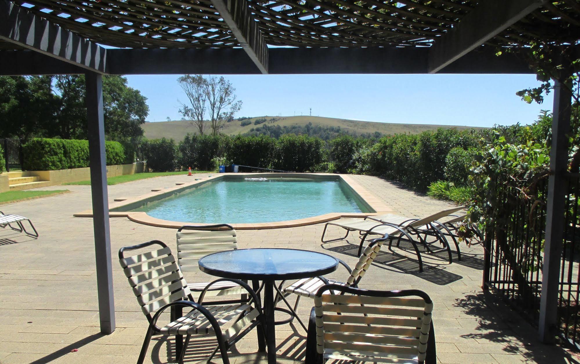 فندق Tranquil Vale Vineyard Luskintyre المظهر الخارجي الصورة